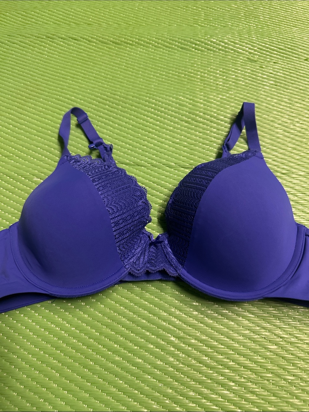 Maidenform Purple Lace-Accent T-Shirt Bra